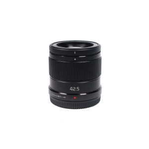 Used Panasonic 42.5mm F1.7 ASPH. Lens